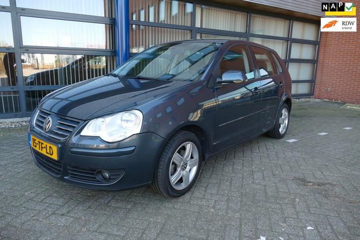 Volkswagen Polo 1.4-16V Optive 5 Deurs Airco Apk 6-11-2026, Auto's, Volkswagen, Bedrijf, Te koop, Polo, ABS, Airbags, Airconditioning