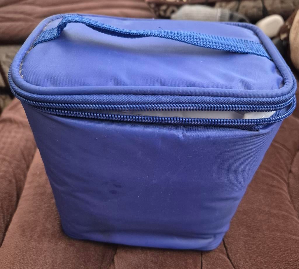 Koelboxje voor medicatie, Ophalen, Zwart