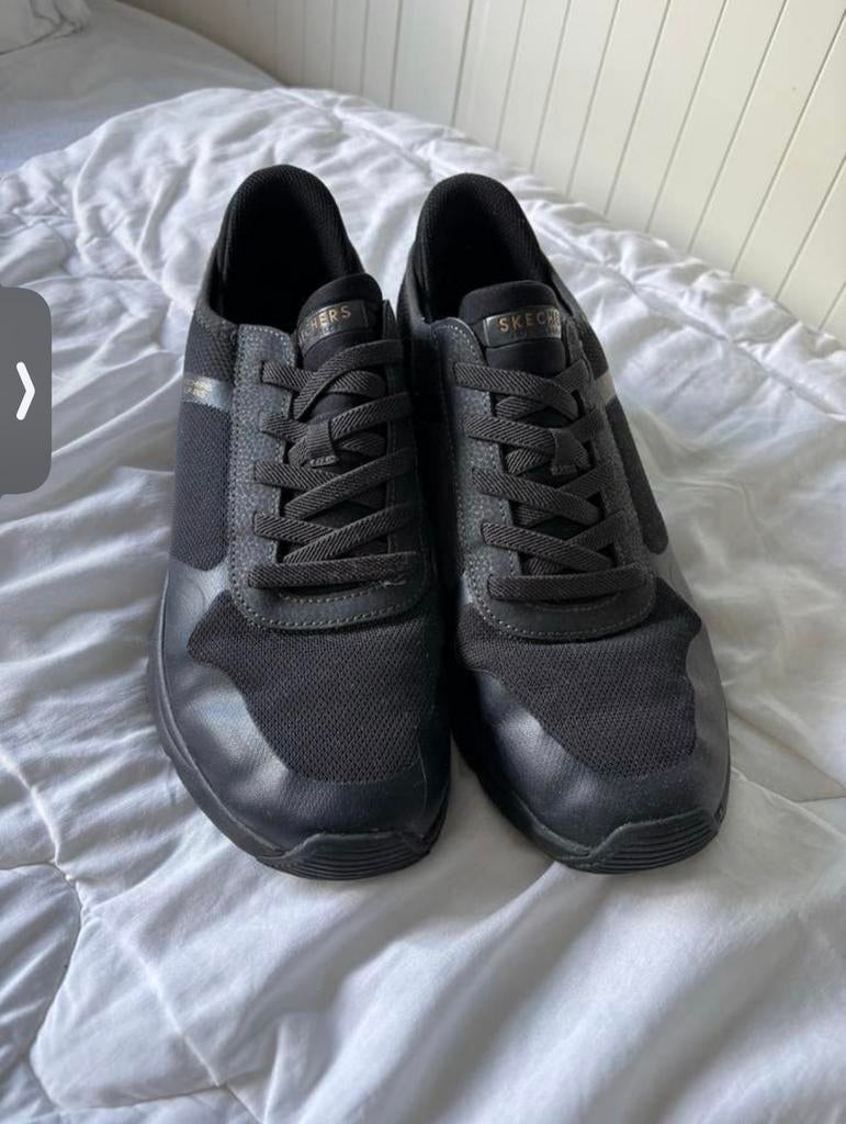Skechers zwarte sneakers maat 41, Zwart, Ophalen of Verzenden, Sneakers of Gympen, Zo goed als nieuw