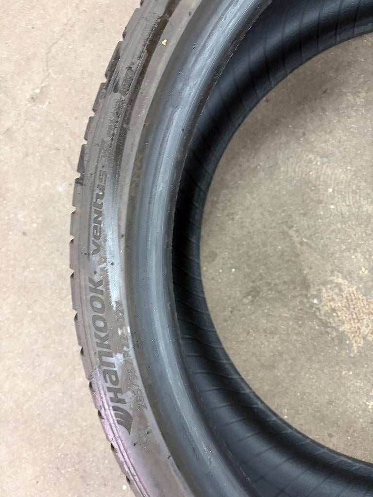 2x hankook 2653522 265-35/22 gebruikt, Gebruikt, 265 mm, Overige maten, Ophalen of Verzenden
