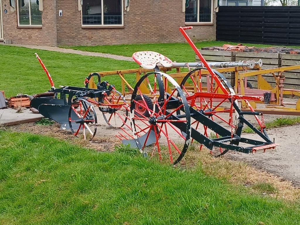 Oude landbouwwerktuigen paardentractie, Ophalen