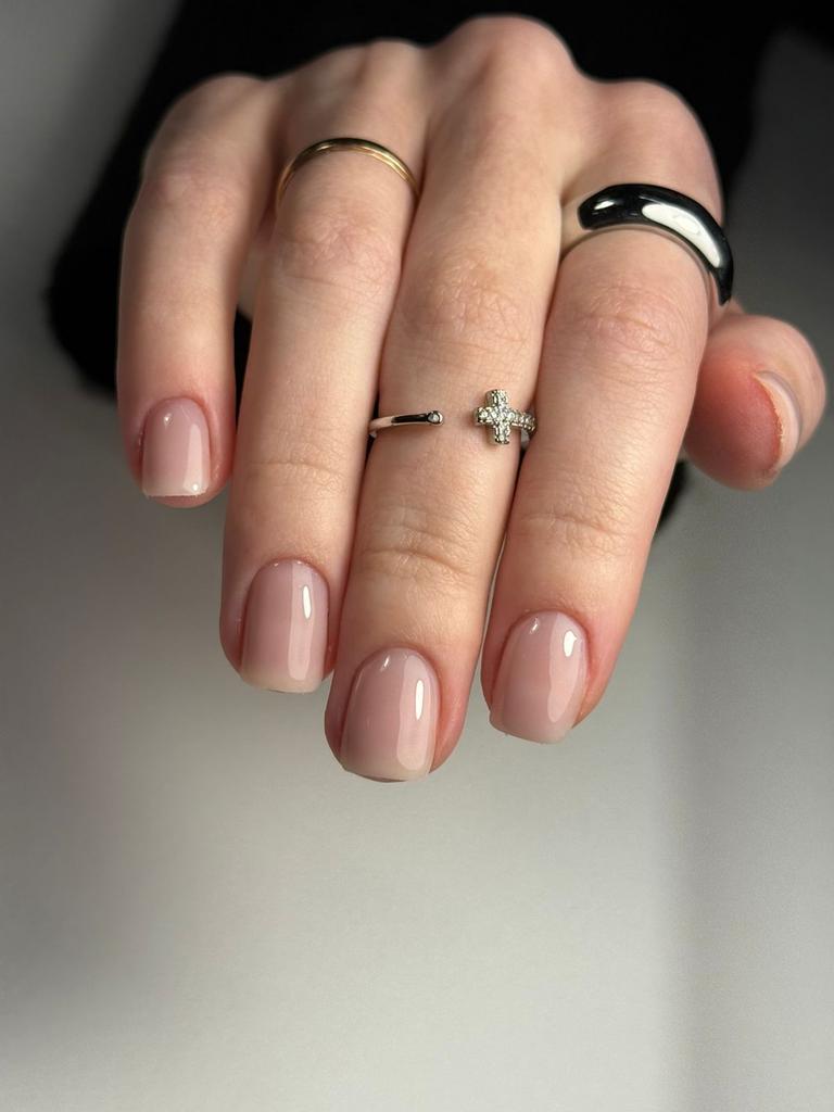 Manicure biab+gellak en volume en one by one wimpers, Overige kleuren, Nieuw, Ophalen of Verzenden, Handen en Nagels
