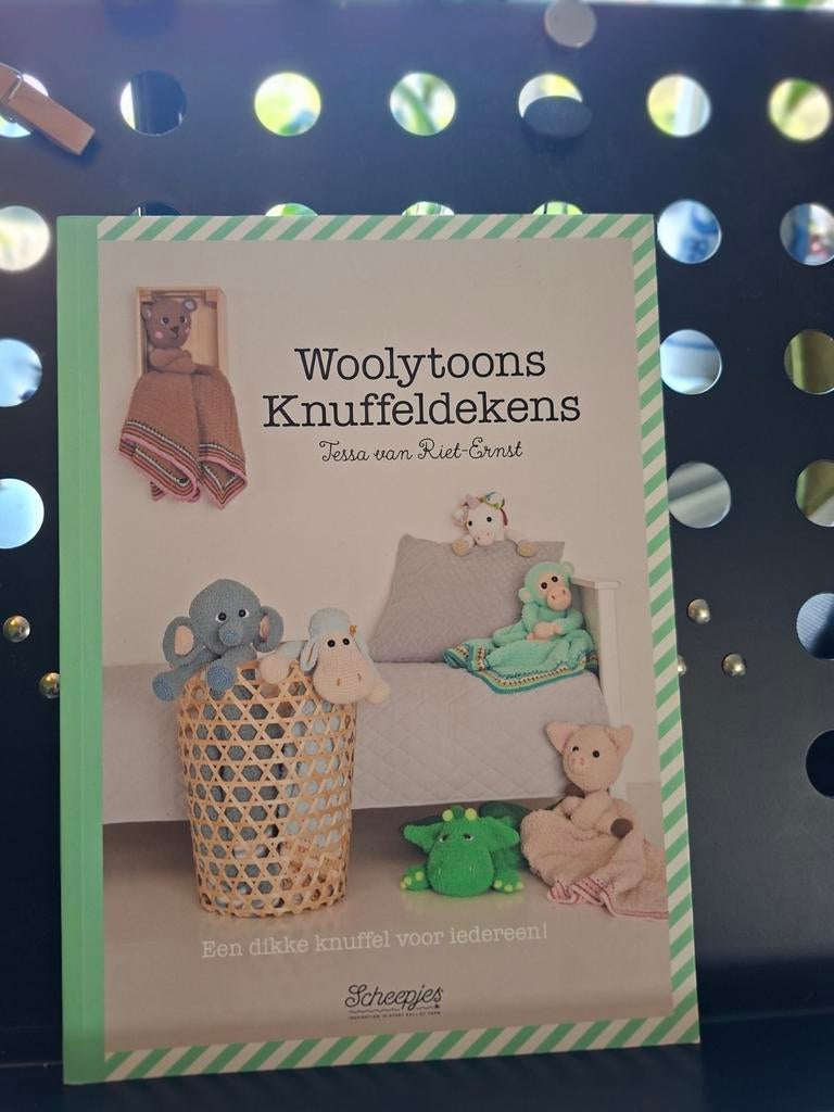 Woolytoons knuffel dekens haken, Ophalen of Verzenden, Haken, Patroon of Boek