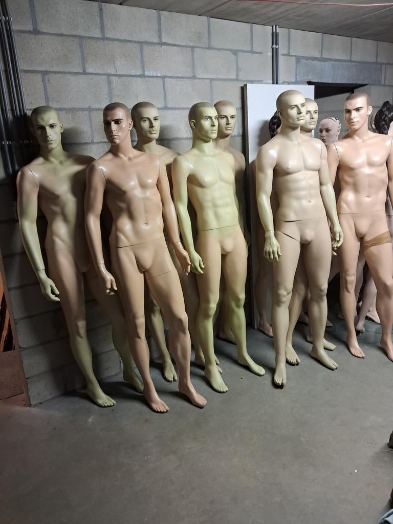 Realistische heren paspoppen paspop militaria etalagepop, Antiek en Kunst, Ophalen of Verzenden