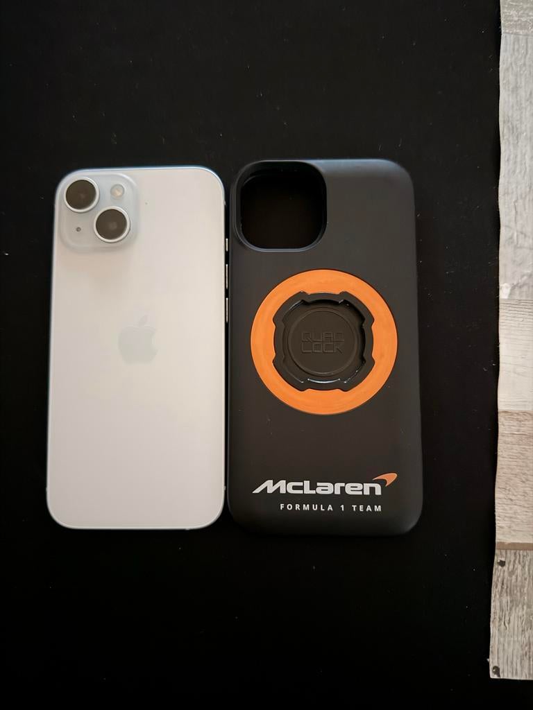 Apple iPhone 15 - Met McLaren Quadlock, Telecommunicatie, Mobiele telefoons | Apple iPhone, Ophalen, IPhone 15, Blauw, Zonder simlock