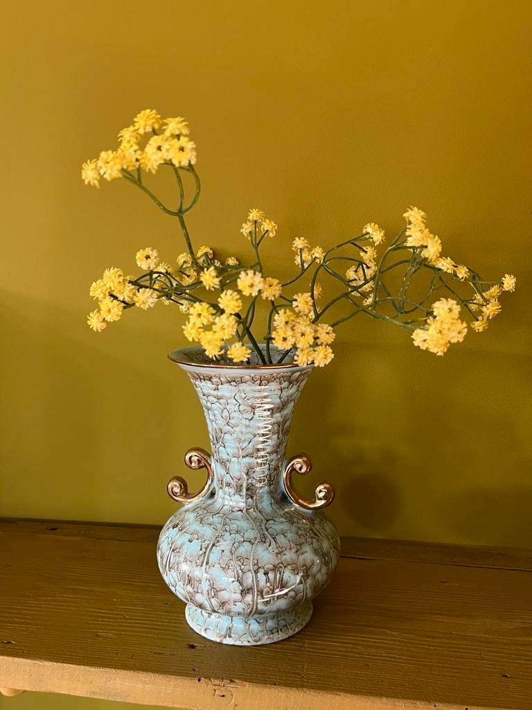 Lichtblauw Gouda Jumbo 355 vaasje + gele kunstbloemetjes, Ophalen of Verzenden