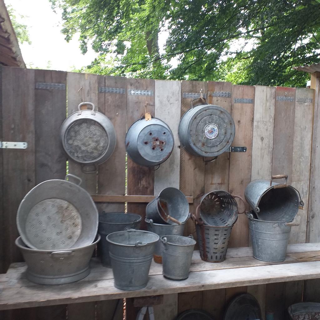 Zinken emmer , teil, vuinisemmer, gieter vanaf 5,- per stuk, Antiek en Kunst, Ophalen
