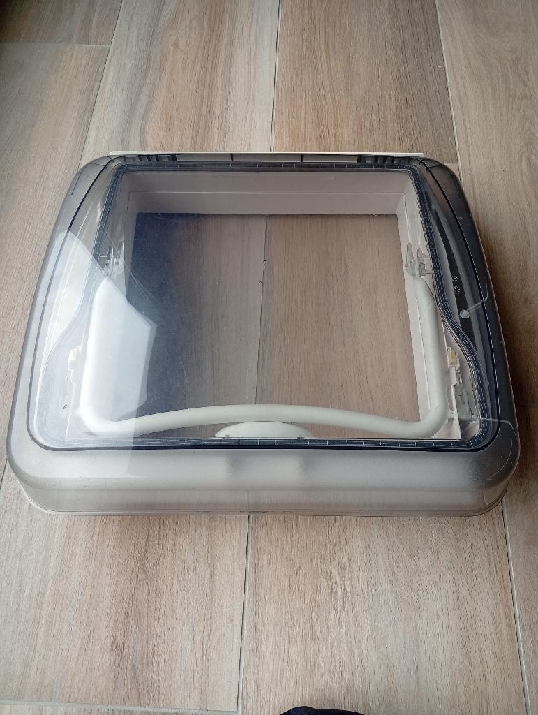 dometic heki camper caravan dakluik dakraam 40x40, Ophalen of Verzenden, Zo goed als nieuw