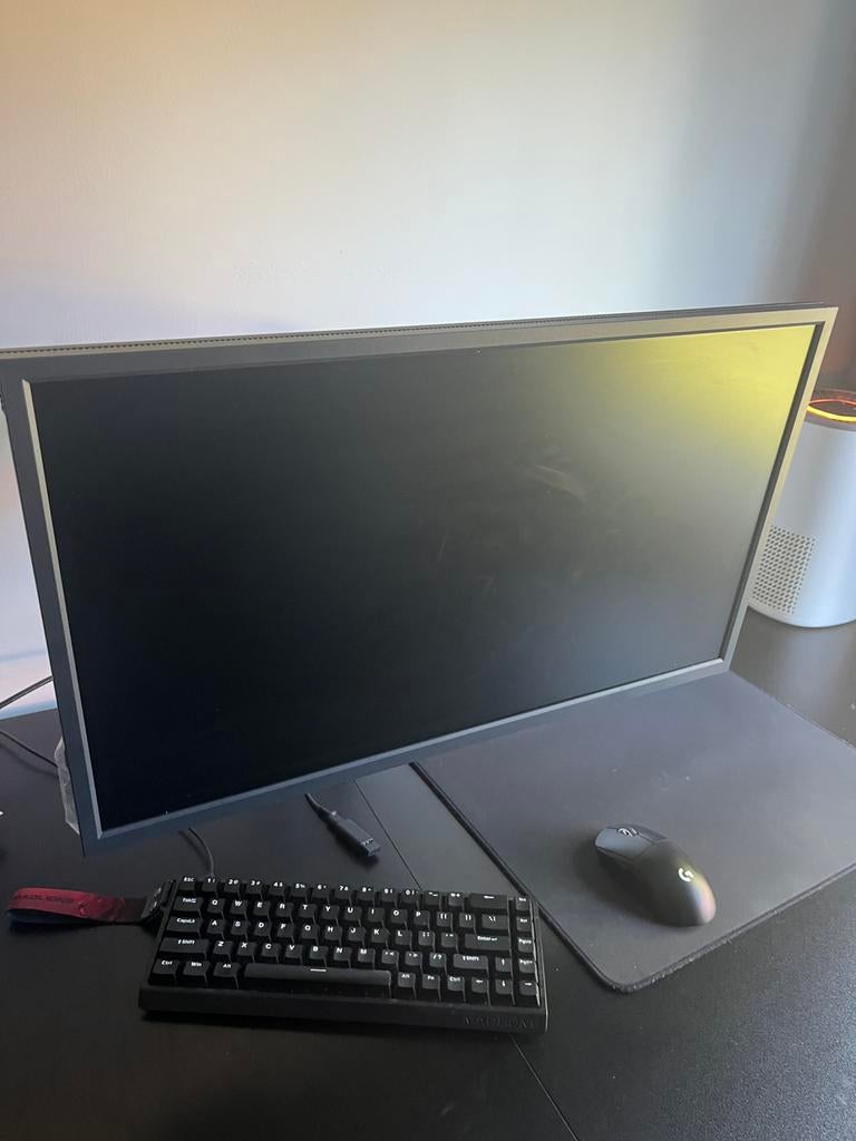 Monitor 240hz BenQ, Full HD, Zo goed als nieuw, 201 Hz of meer, TN