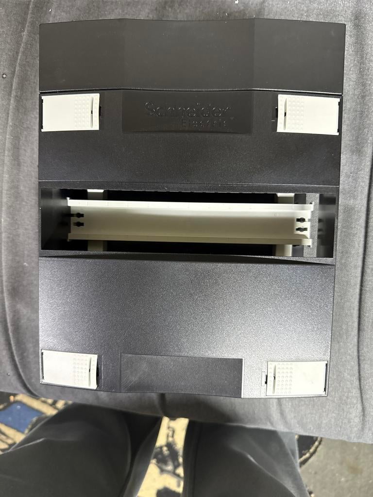Schneider Electric DIN-rail behuizing, Ophalen of Verzenden, Nieuw
