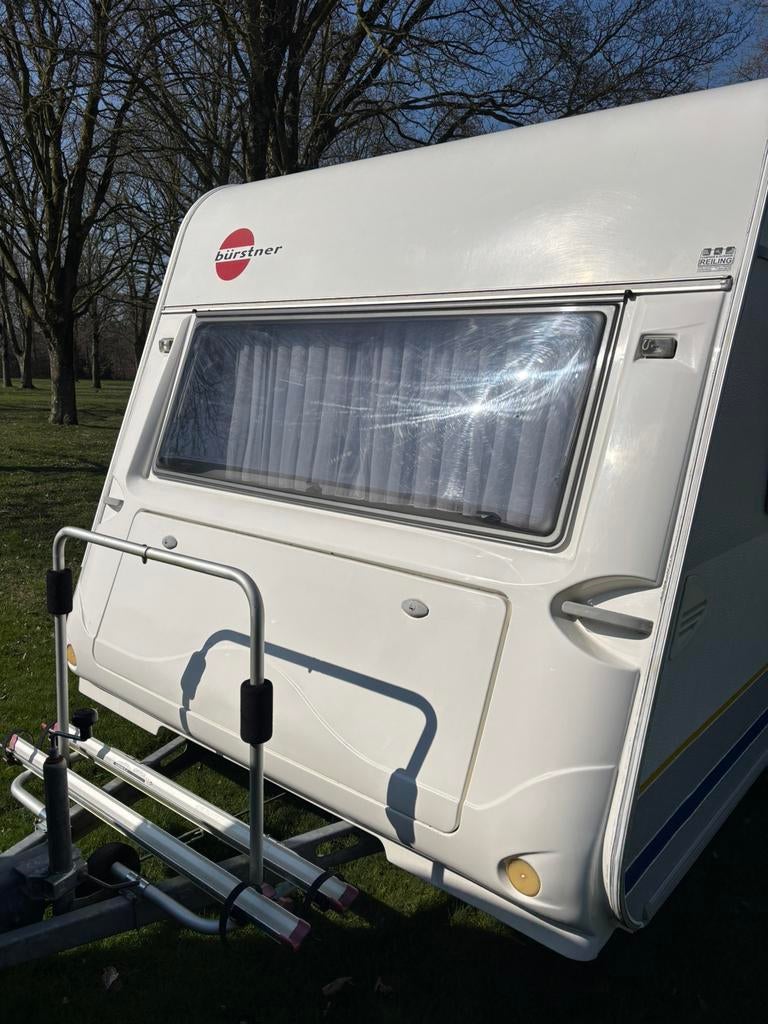 Zeer mooie bürstner fun special, Caravans en Kamperen, Vast bed, Rondzit, Particulier, Bürstner