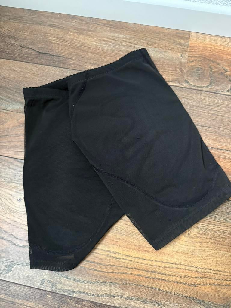 Buttlift broekje - billenliftende shapewear M in het zwart., Ophalen of Verzenden, Zwart, Broekje of Short