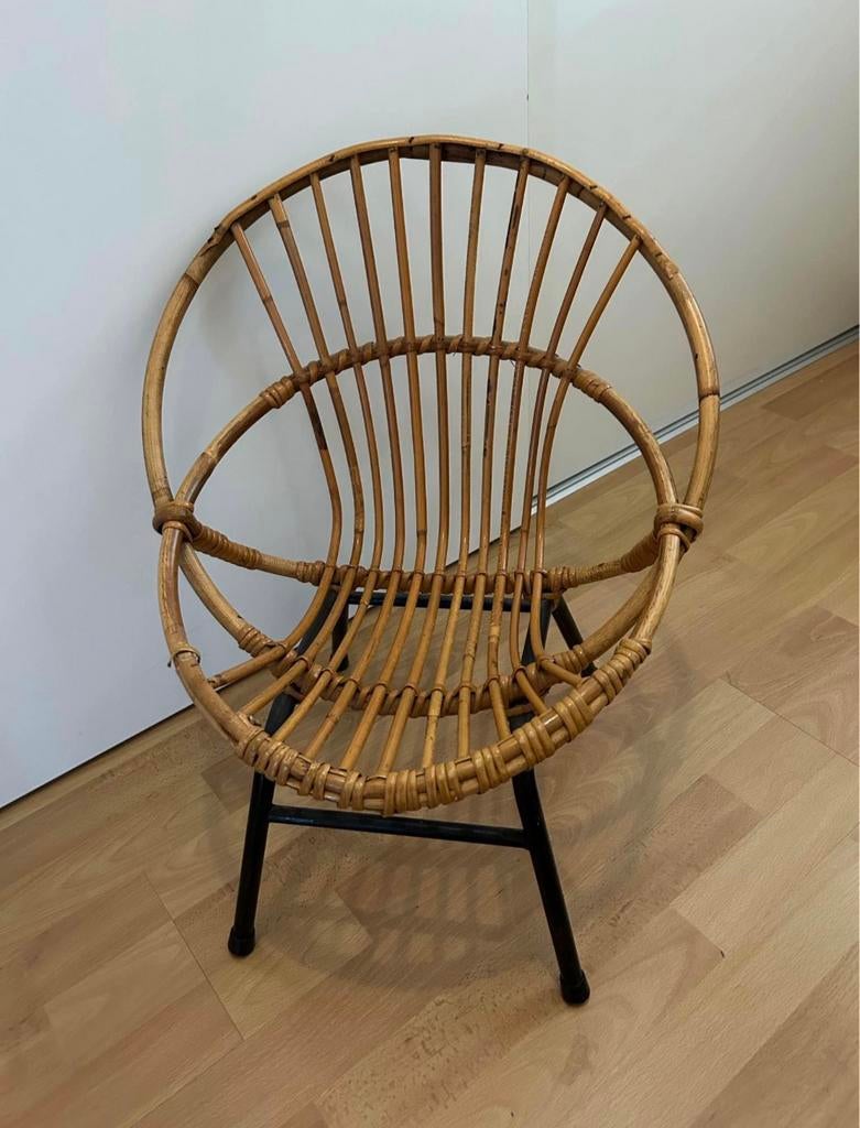 Rotan kinderstoeltje, Kinderen en Baby's, Kinderkamer | Tafels en Stoelen, Ophalen, Gebruikt, Stoel(en)