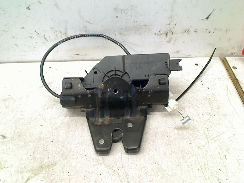 Achterklepslot BMW 3 serie (E90) (2007-09/2011-10) 8196401, Gebruikt, Petuelring 130, München 80809, , Duitsland, BMW, Bayerische Motoren Werke AG