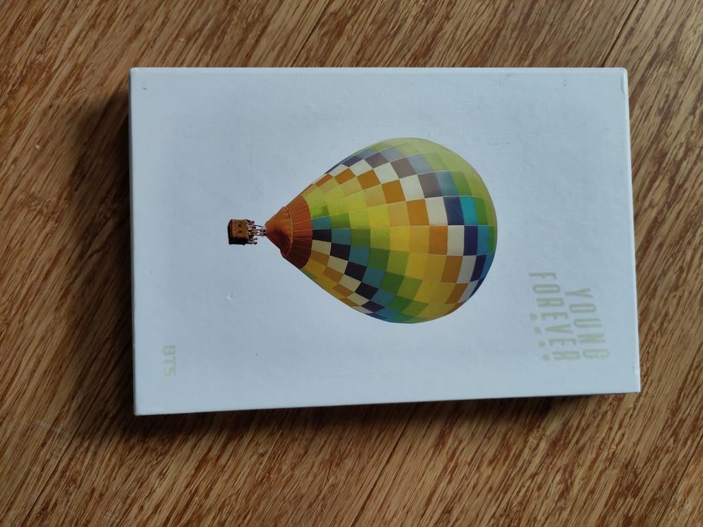 Young forever, Ophalen of Verzenden, Zo goed als nieuw