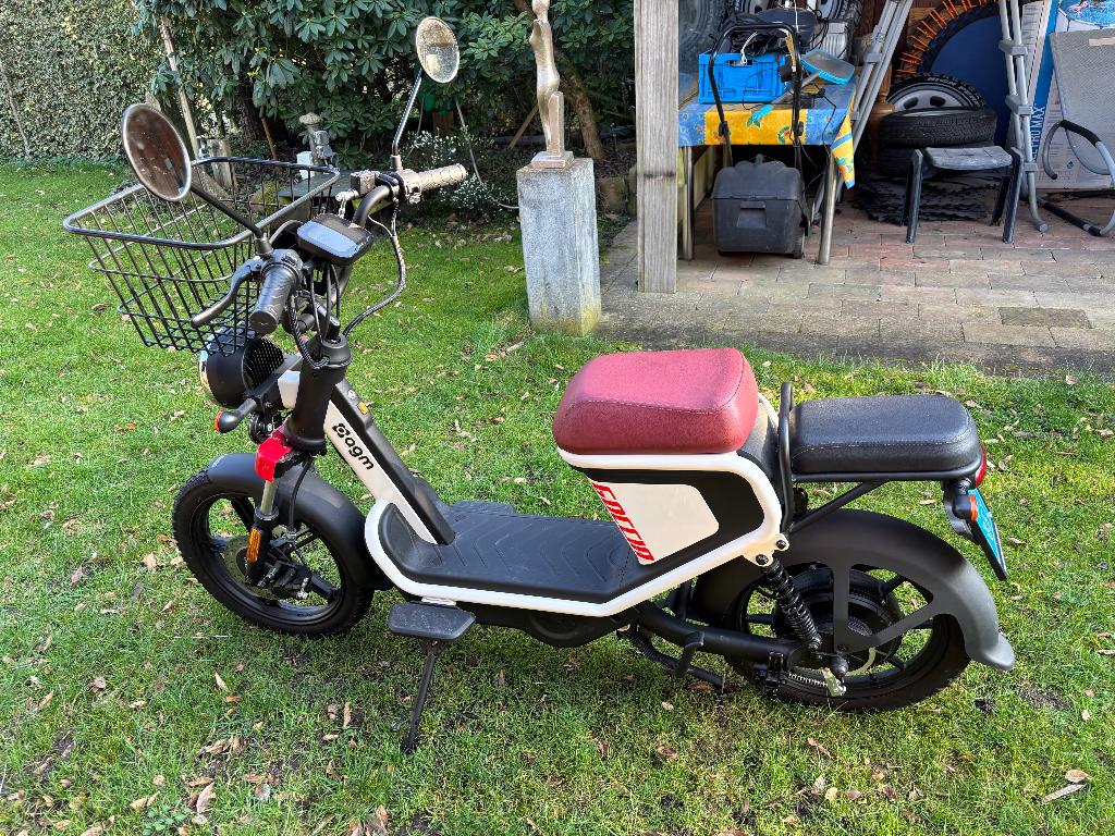 Snorfiets als nieuw, Fietsen en Brommers, Snorfietsen en Snorscooters, Elektrisch, Zo goed als nieuw, Ophalen, Overige merken