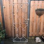 Smeedijzeren rooster, Ophalen