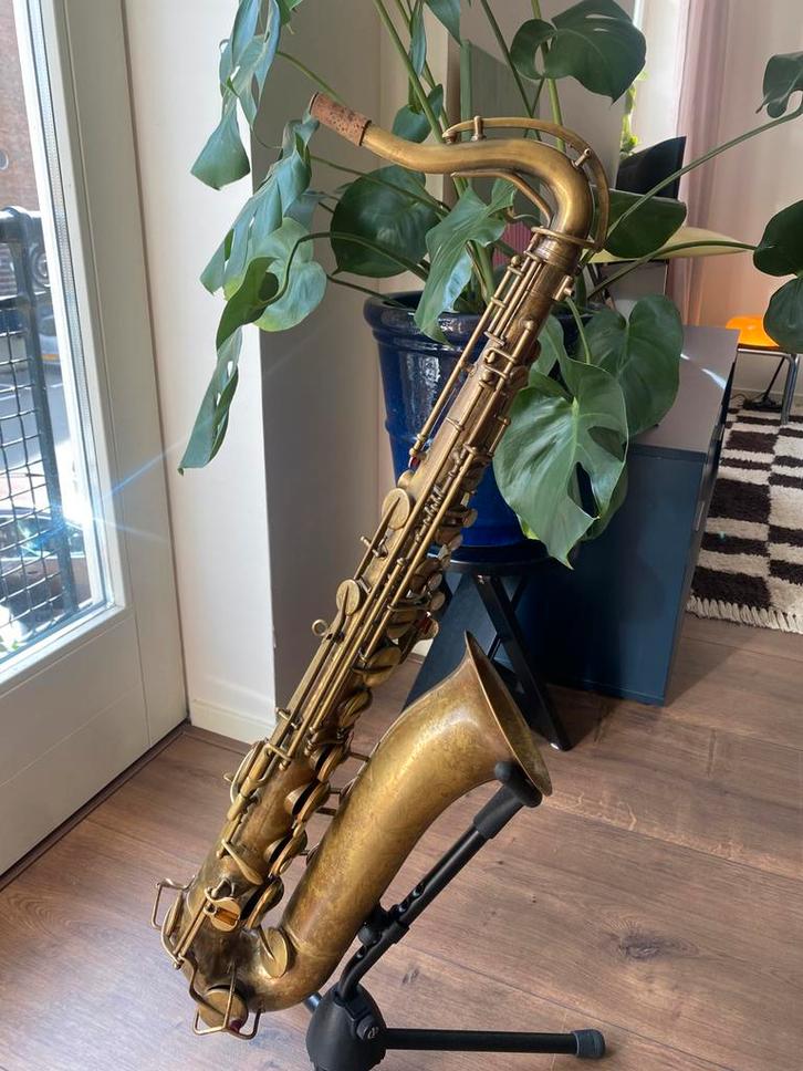 Vintage Buescher silvertone tenor sax., Muziek en Instrumenten, Blaasinstrumenten | Saxofoons, Gebruikt, Tenor, Met koffer, Ophalen