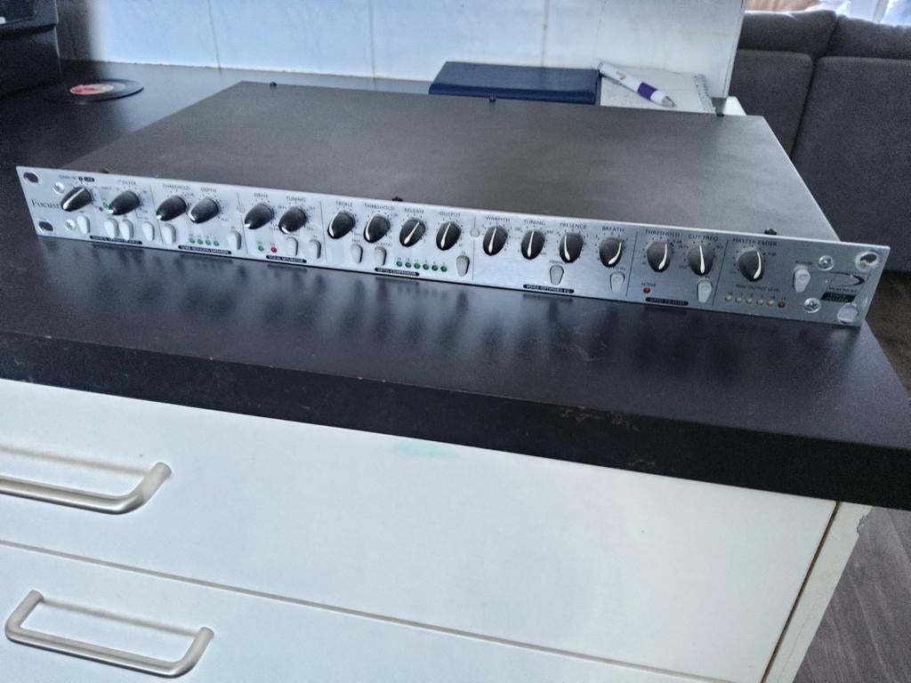 Voicemaster platinum channelstrip. Pre eq compressie etc., Audio, Tv en Foto, Ophalen, Audio