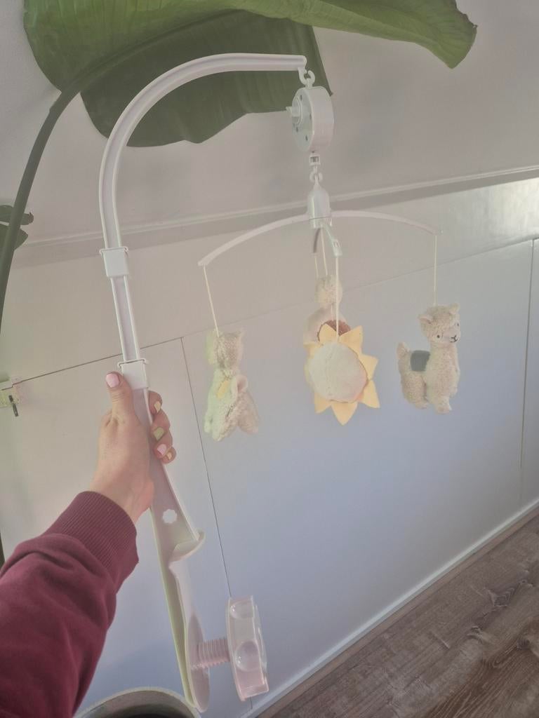 Babybenodigdheden: boxmobile, flessenrek en verschoonmatras, Kinderen en Baby's, Ophalen