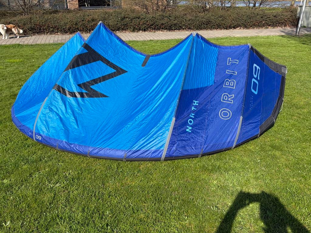 North Orbit 9m (2023) kite only, Watersport en Boten, Kitesurfen, Zo goed als nieuw, 9 m², Geen board, Ophalen of Verzenden