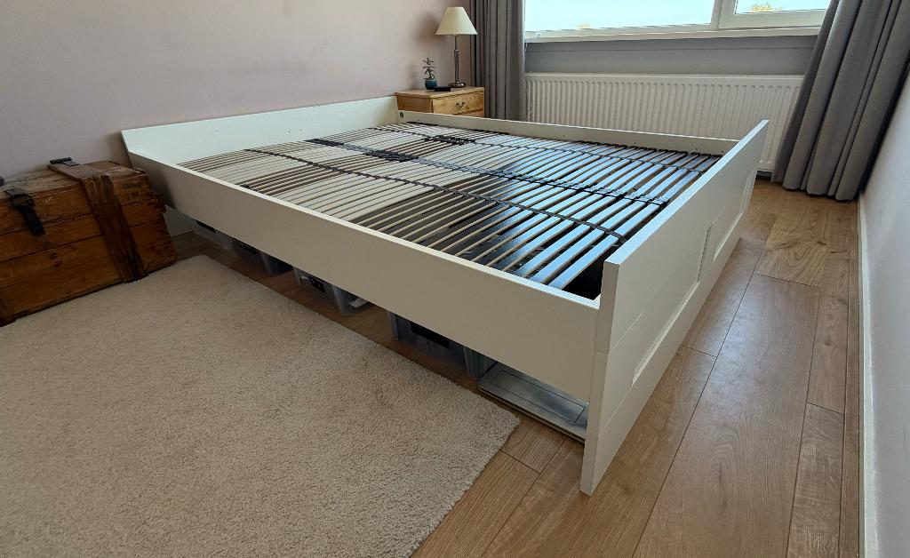 Ikea Brimnes bed 140x200 met Lönset lattenbodem, Ophalen, Gebruikt, Wit, Tweepersoons