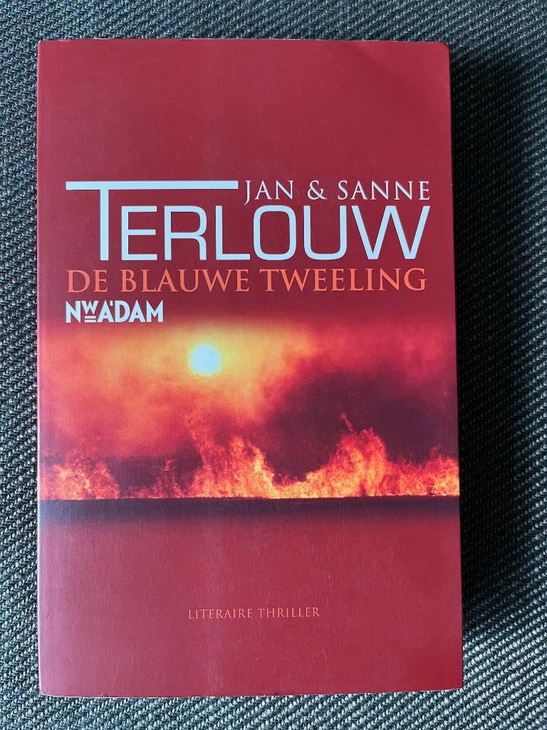 Jan & Sanne Terlouw - De blauwe tweeling., Ophalen of Verzenden, Zo goed als nieuw, Jan & Sanne Terlouw