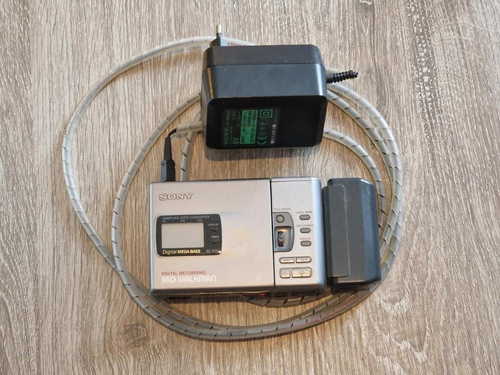Sony MZ-R30 minidisc/minidisk recorder, Audio, Tv en Foto, Walkmans, Discmans en Minidiscspelers, Ophalen of Verzenden, Minidisc-recorder