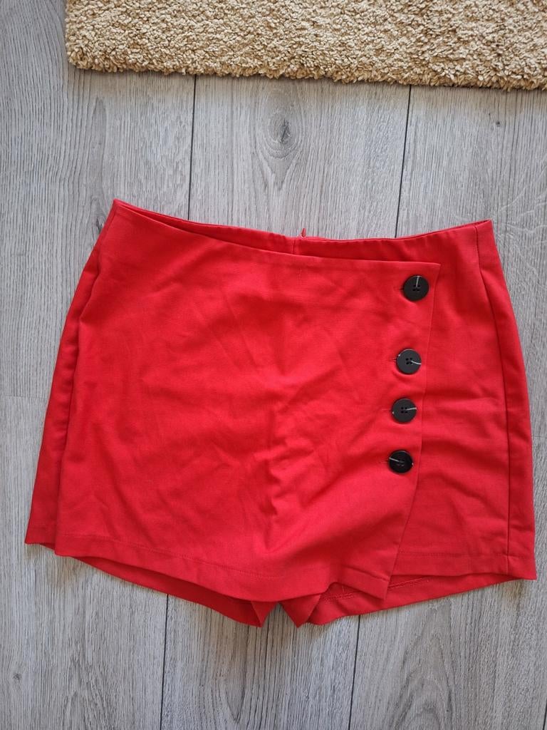 Broekrok maat M Bershka, Kleding | Dames, Maat 38/40 (M), Zo goed als nieuw, Boven de knie, Rood