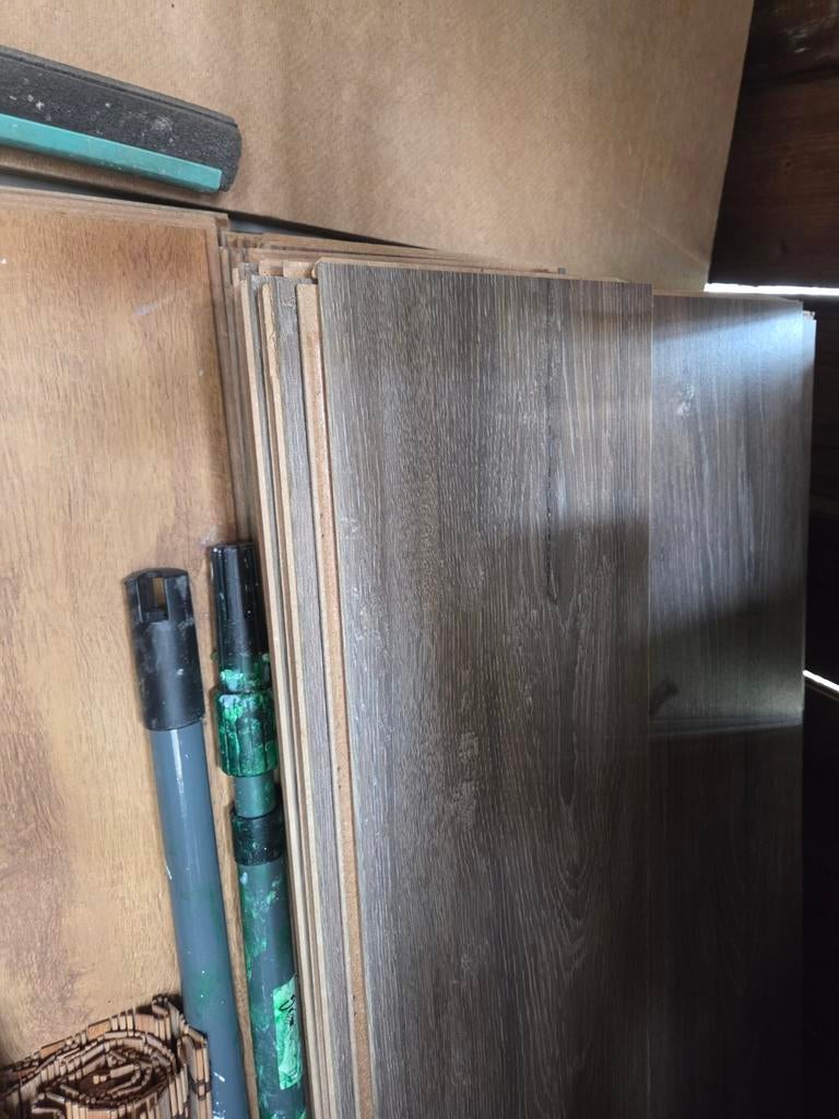 Laminaat gratis 15m², Ophalen