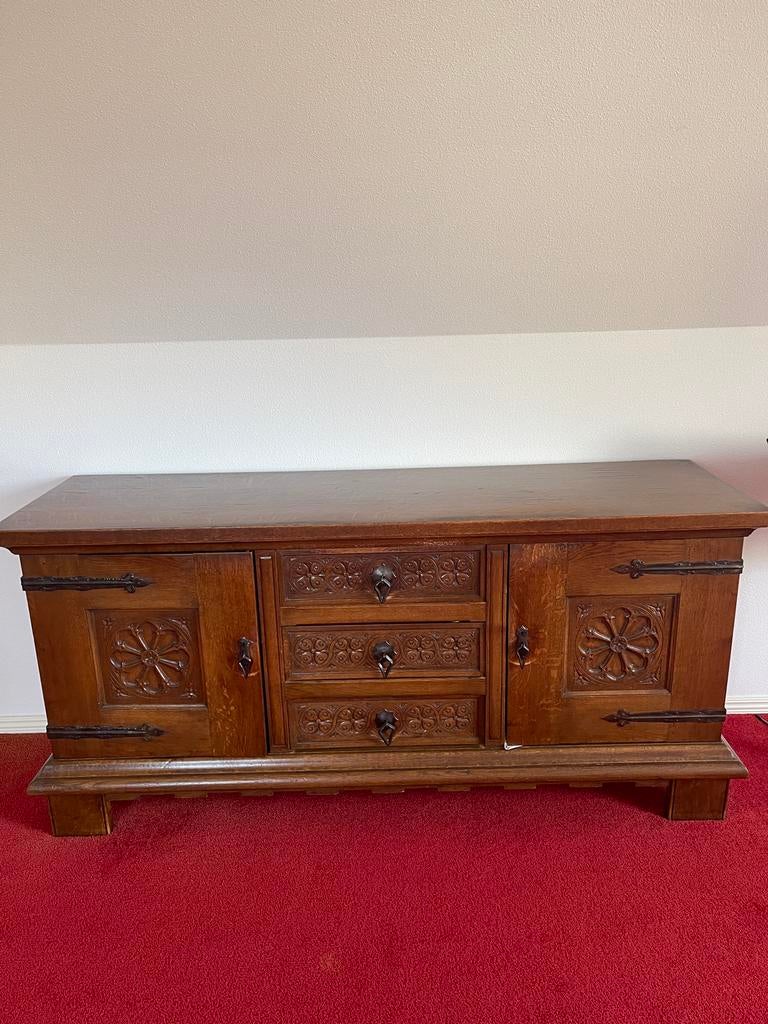 Antiek eiken dressoir met koperen beslag, Ophalen
