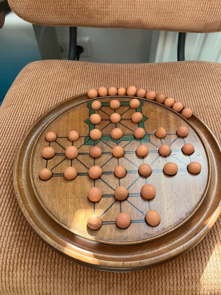 Vintage antiek houten solitaire bordspel met knikkers, Ophalen of Verzenden, Gebruikt
