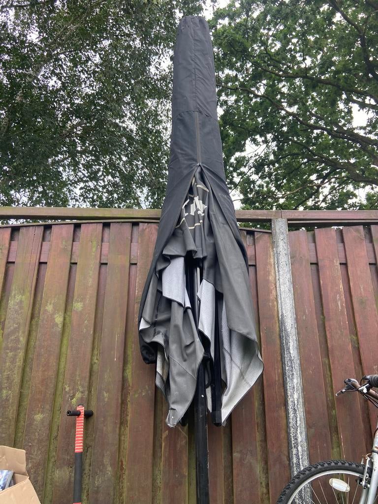 Grote terras parasol (horeca), Gebruikt, Overige typen, Ophalen of Verzenden, Waterdicht