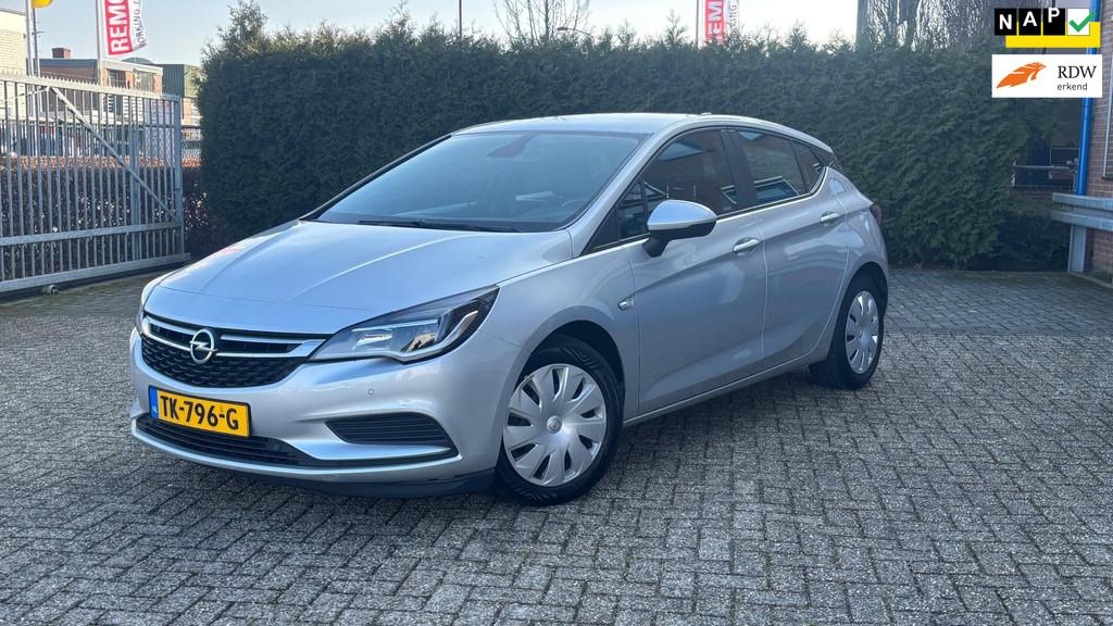 Opel Astra 1.6 CDTI Online Edition, Nap, 1e Eig, Navi, Airco, Voorwielaandrijving, Gebruikt, Euro 6, 4 cilinders