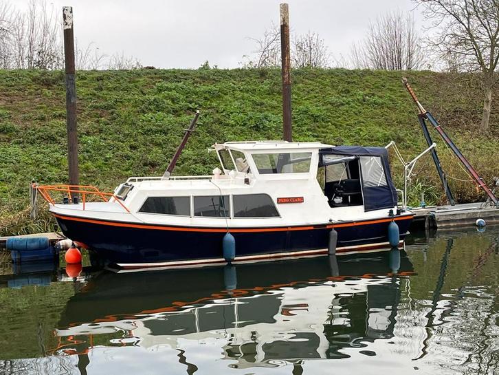 Doerak 750 OK, Watersport en Boten, Motorboten en Motorjachten, Zo goed als nieuw, Staal, 6 tot 9 meter, Diesel, Binnenboordmotor