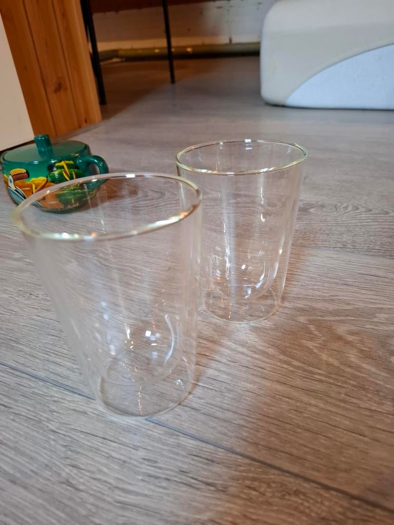 Twee dubbelwandige glazen, Ophalen of Verzenden, Glas, Overige stijlen, Glas of Glazen