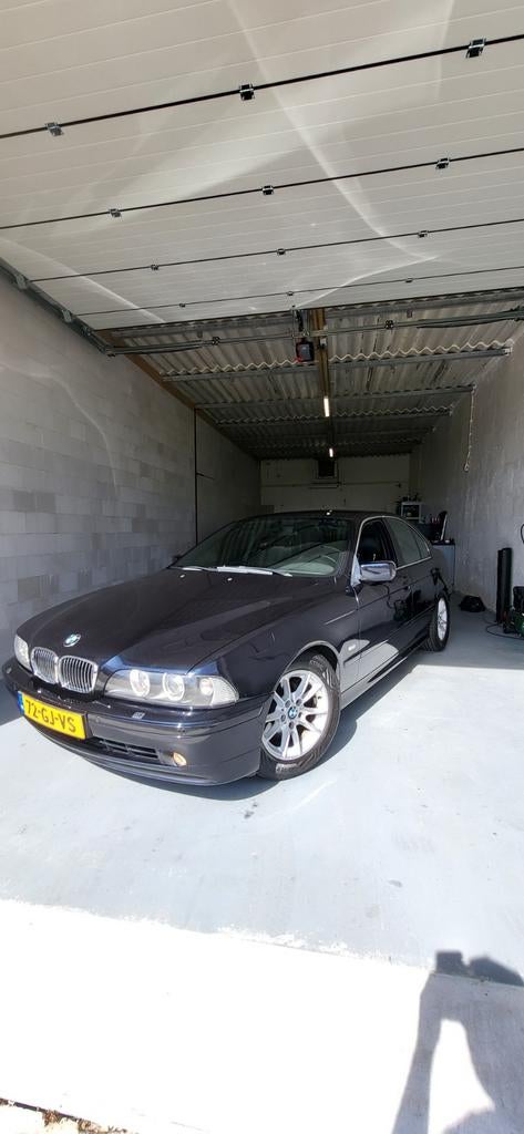 BMW 530I E39 2001, Auto's, Automaat, Achterwielaandrijving, Zwart, Parkeersensor