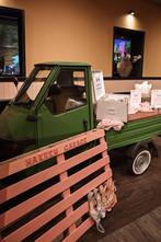 Bruiloft / festival / event HAKKEN GARAGE, Ophalen, Zo goed als nieuw, Versiering, Geboorte of Huwelijk