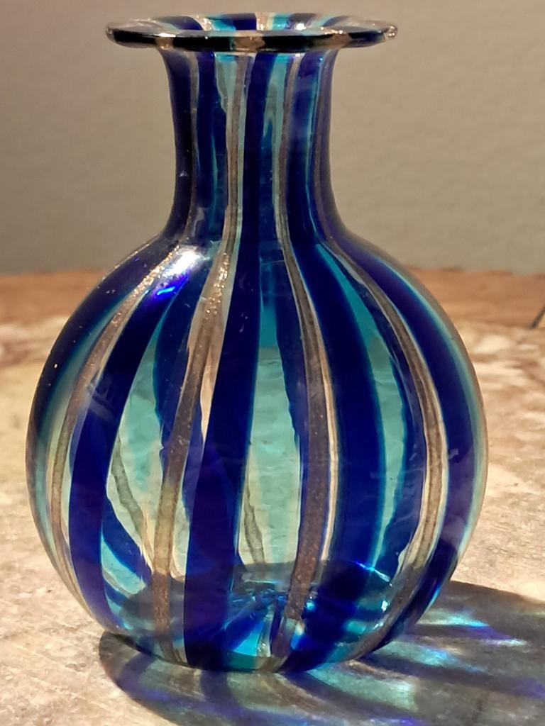 Modigliani Italiaans handgeblazen iriserend vaasje Roma ges., Ophalen of Verzenden