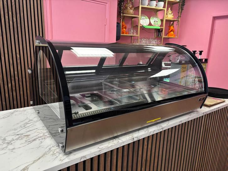 Nieuwe IJsvitrine - Nooit gebruikt, 6x3L, Witgoed en Apparatuur, IJsmachines, Nieuw, Zelfvriezend, Ophalen