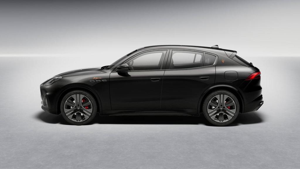 Maserati Grecale AWD Folgore 105kWh | Sonus faber audio | 3D, Auto's, Maserati, Automaat, Overige modellen, Alcantara, Zwart