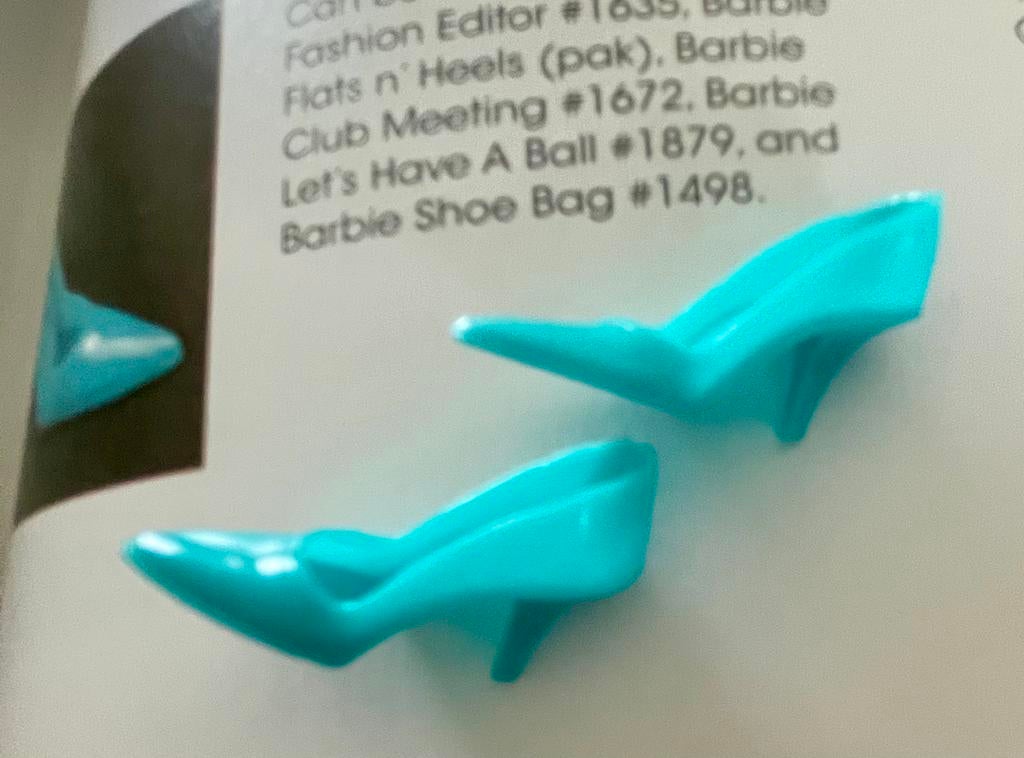 Barbie vintage Aqua pumps Japan haren 60, Verzamelen, Poppen, Ophalen, Zo goed als nieuw
