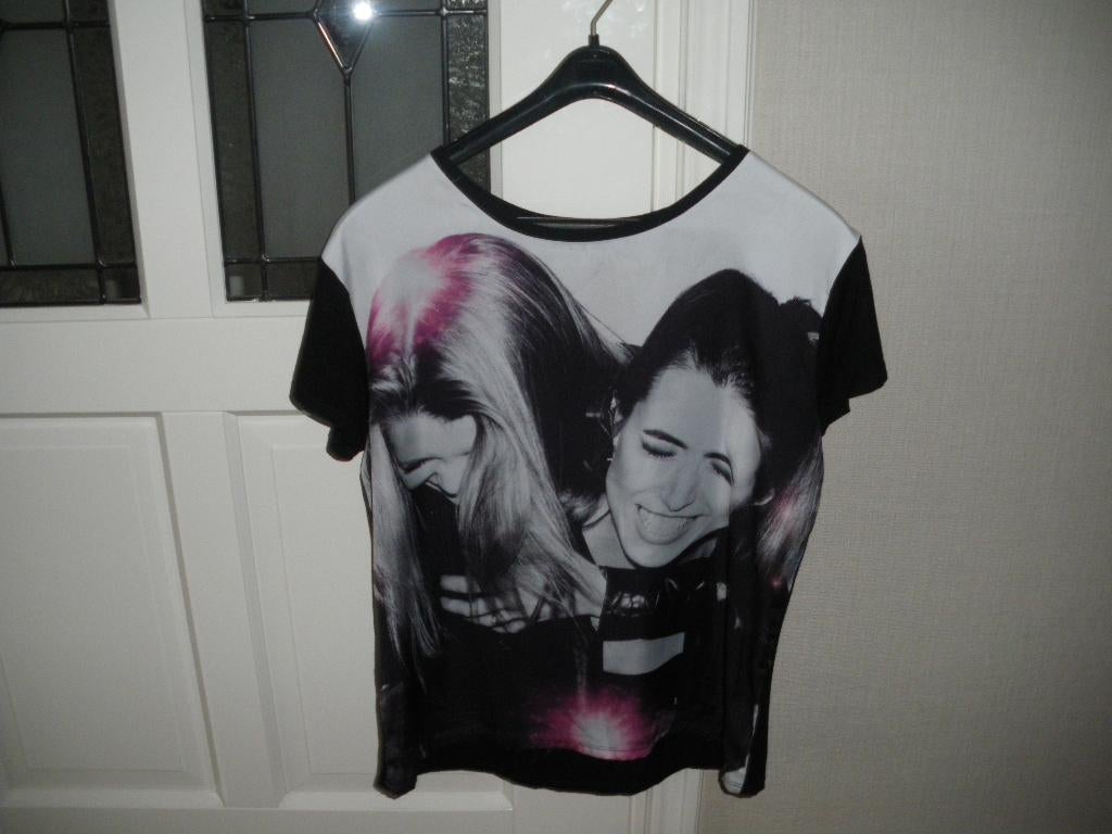 nieuw heel leuk zwart zomer shirt mooie print mt 42 suzy q, Kleding | Dames, Ophalen of Verzenden, Nieuw, Maat 42/44 (L), Zwart