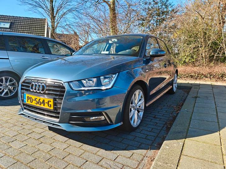 Audi A1 1.0 Tfsi Sportback 2017 Blauw 47698km!!, Auto's, Audi, Particulier, A1, Adaptive Cruise Control, Airbags, Airconditioning