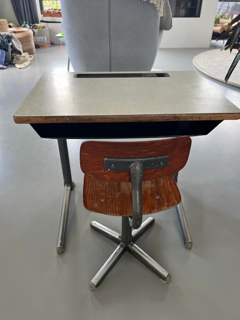 Vintage Kinderbureau met Stoel - Marko Design, Ophalen, Gebruikt, Tafel(s) en Stoel(en)