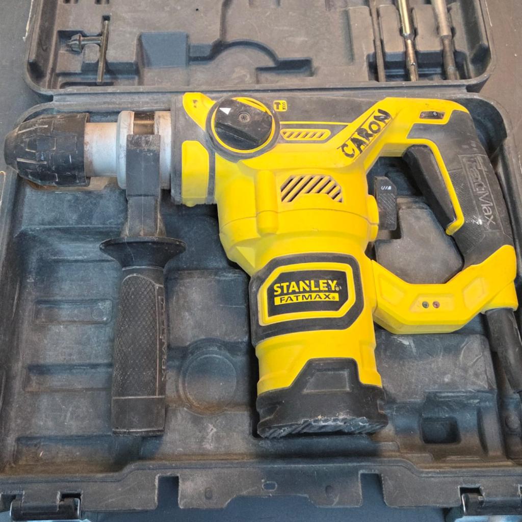Stanley FATMAX FME1250 Boorhamer 1250 Watt | nwpr 175 euro, Stanley, Zo goed als nieuw, Support@stanley.com, 1000 Stanley Drive, New Britain, 
CT 06053
USA