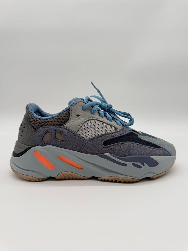 Yeezy Boost 700 V1 Carbon Blue - Maat 37 1/3, Blauw, ., Ophalen of Verzenden, .