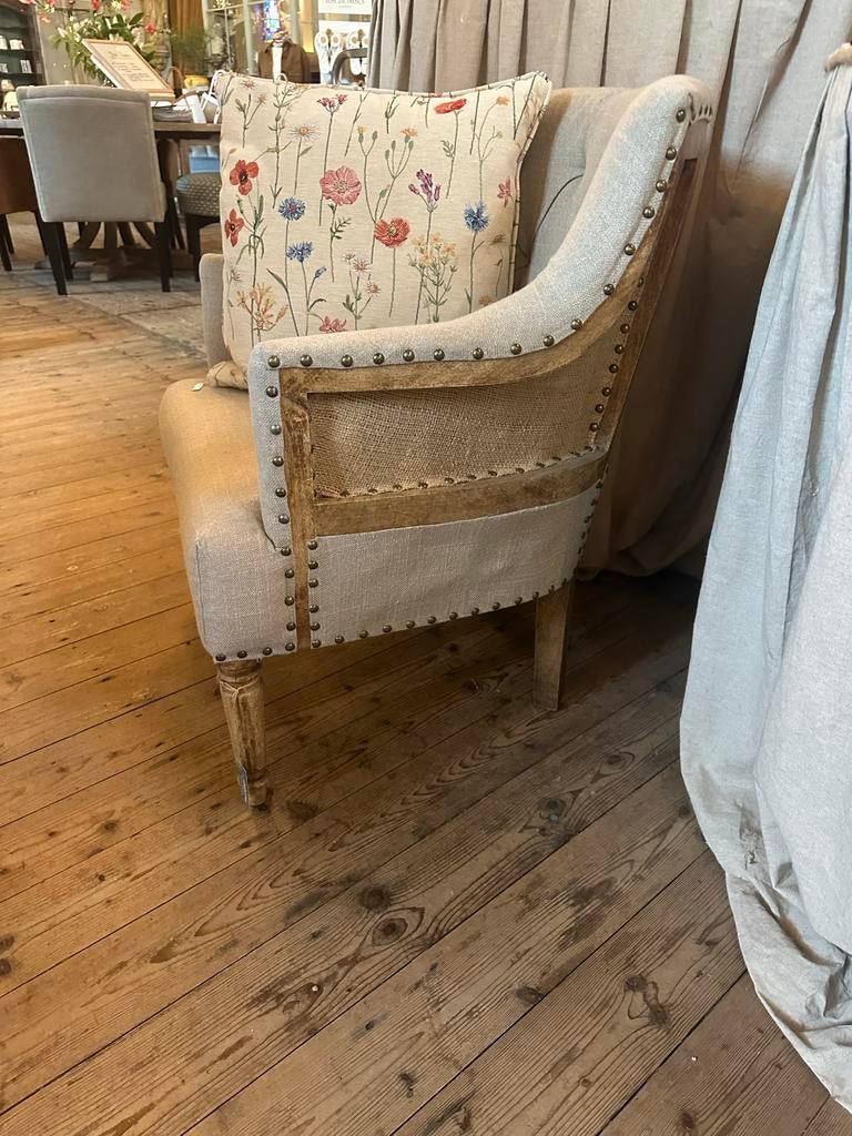 Lichte stoel met houten poten, Ophalen, Gebruikt, -, -