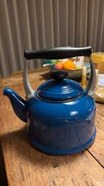 Le Creuset fluitketel 2.1L blauw, Ophalen of Verzenden, Gebruikt