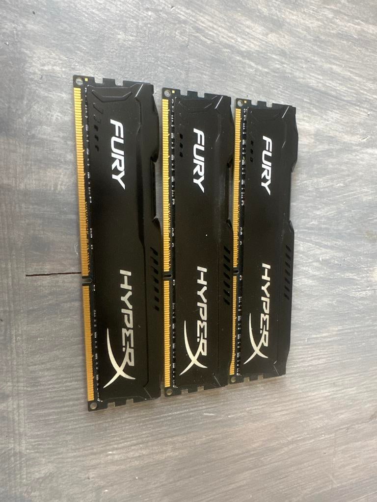 3x HyperX FURY DDR3 8GB RAM Geheugen (24GB Totaal), Computers en Software, RAM geheugen, Server, 8 GB, DDR3, Ophalen of Verzenden